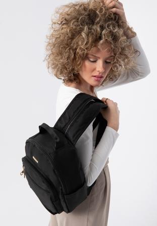 Damski plecak nylonowy z kieszeniami bocznymi, czarno-złoty, 98-4Y-105-1G, Zdjęcie 1