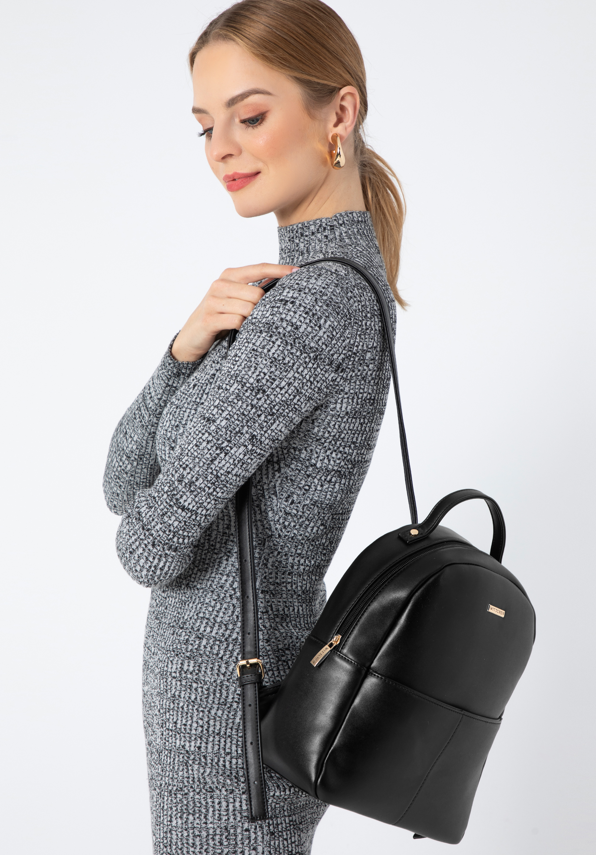 Women's faux leather backpack with front pocket, black, 97-4Y-535-1, Photo 1