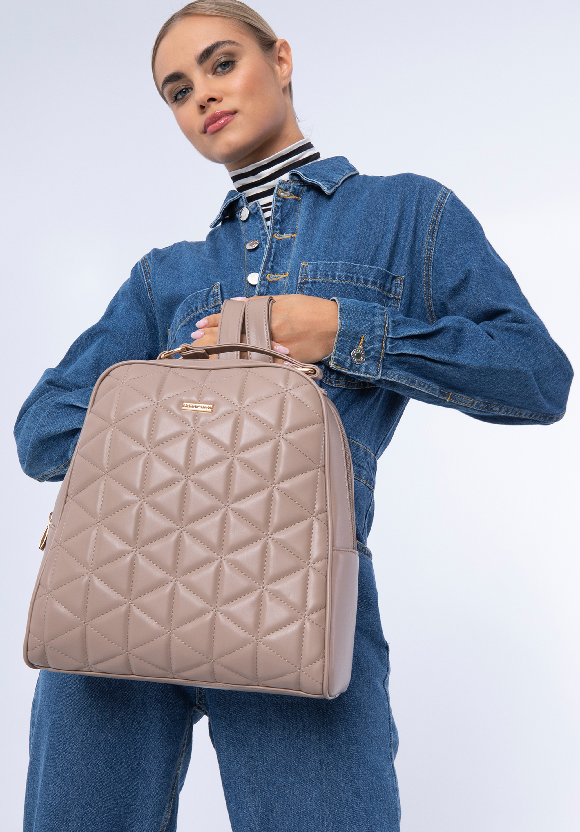 Women's quilted faux leather backpack, beige, 97-4Y-607-9, Photo 1