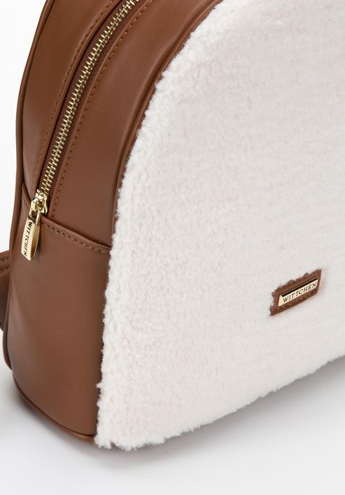 Women's backpack purse with teddy faux fur front, brown-cream, 97-4Y-504-9, Photo 4