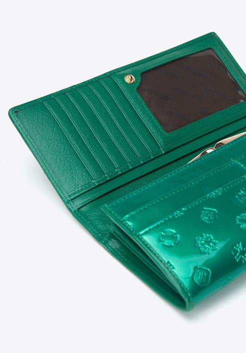Damski portfel skórzany tłoczony w monogram, zielony, 34-1-075-000, Zdjęcie 6
