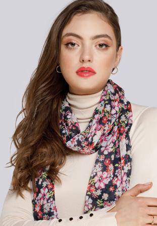 Women's patterned scarf