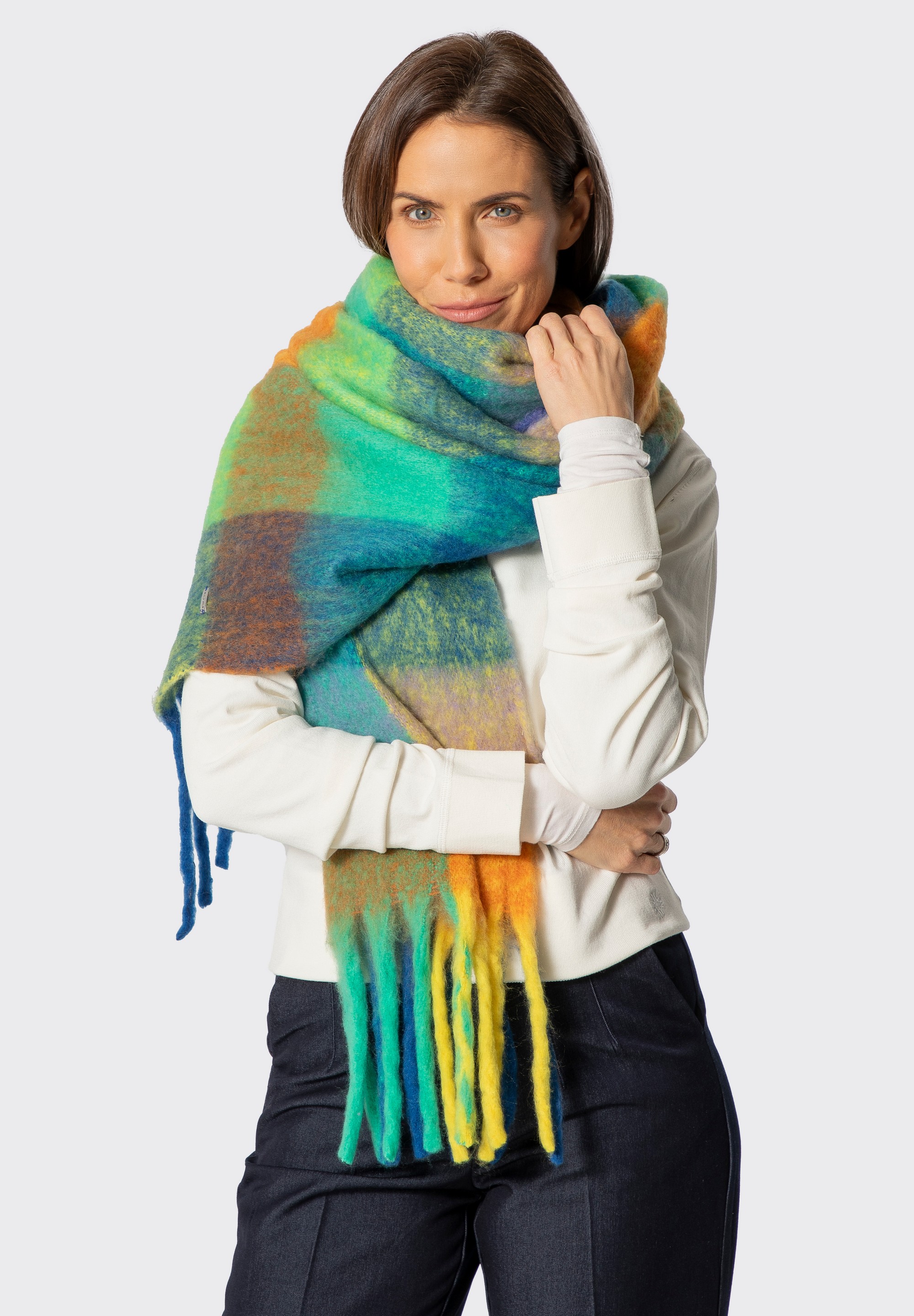 Women’s scarf in a multicoloured check pattern, yellow-blue, 99-7-120-X2, Photo 1