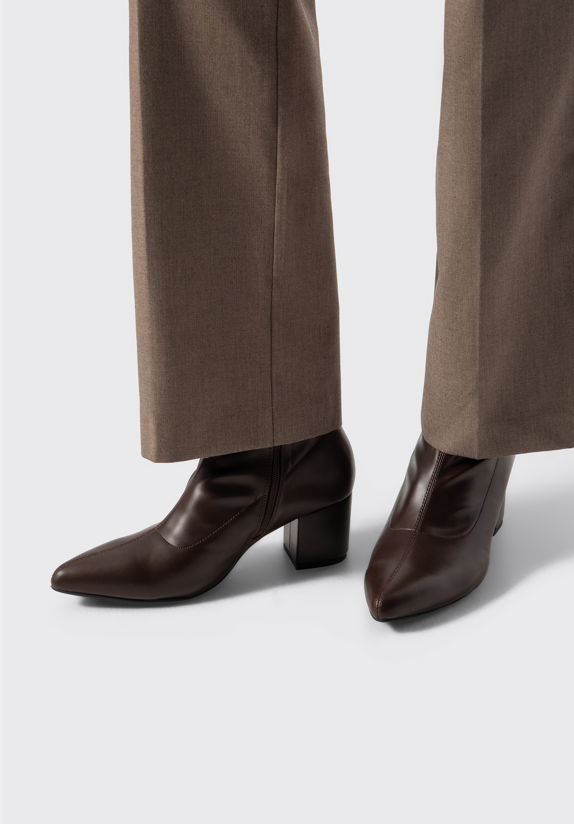 Women's fitted block heel ankle boots, dark brown, 103-DP-852-4-39, Photo 1