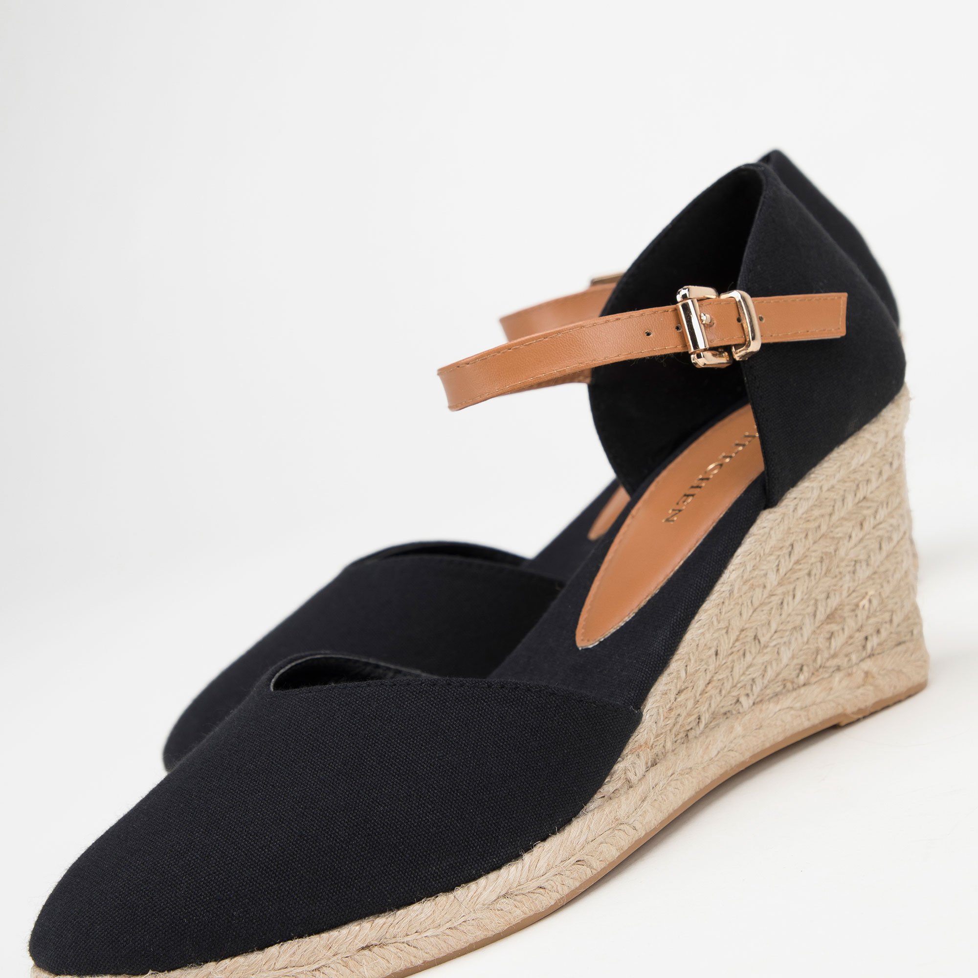 Dámske espadrilky s pásikom 98-DP-800-1  