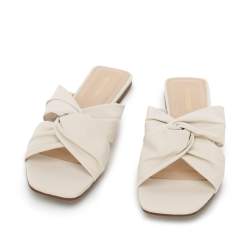 Leather sandals with crossover straps, cream, 94-D-752-0-35, Photo 1