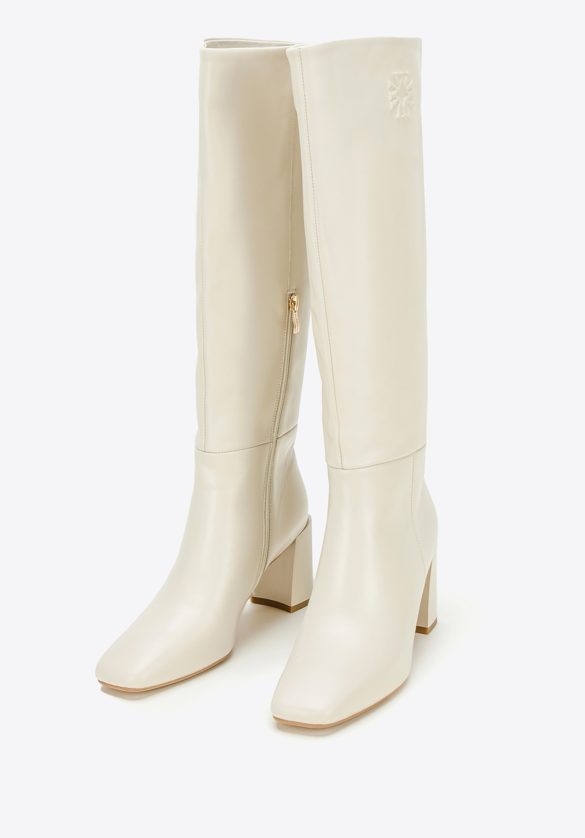 Damskie kozaki skórzane z monogramem, kremowy, 97-D-513-0-37, Zdjęcie 1
