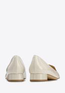 Patent leather loafers with circle ring detail, cream, 96-D-104-1-35, Photo 5