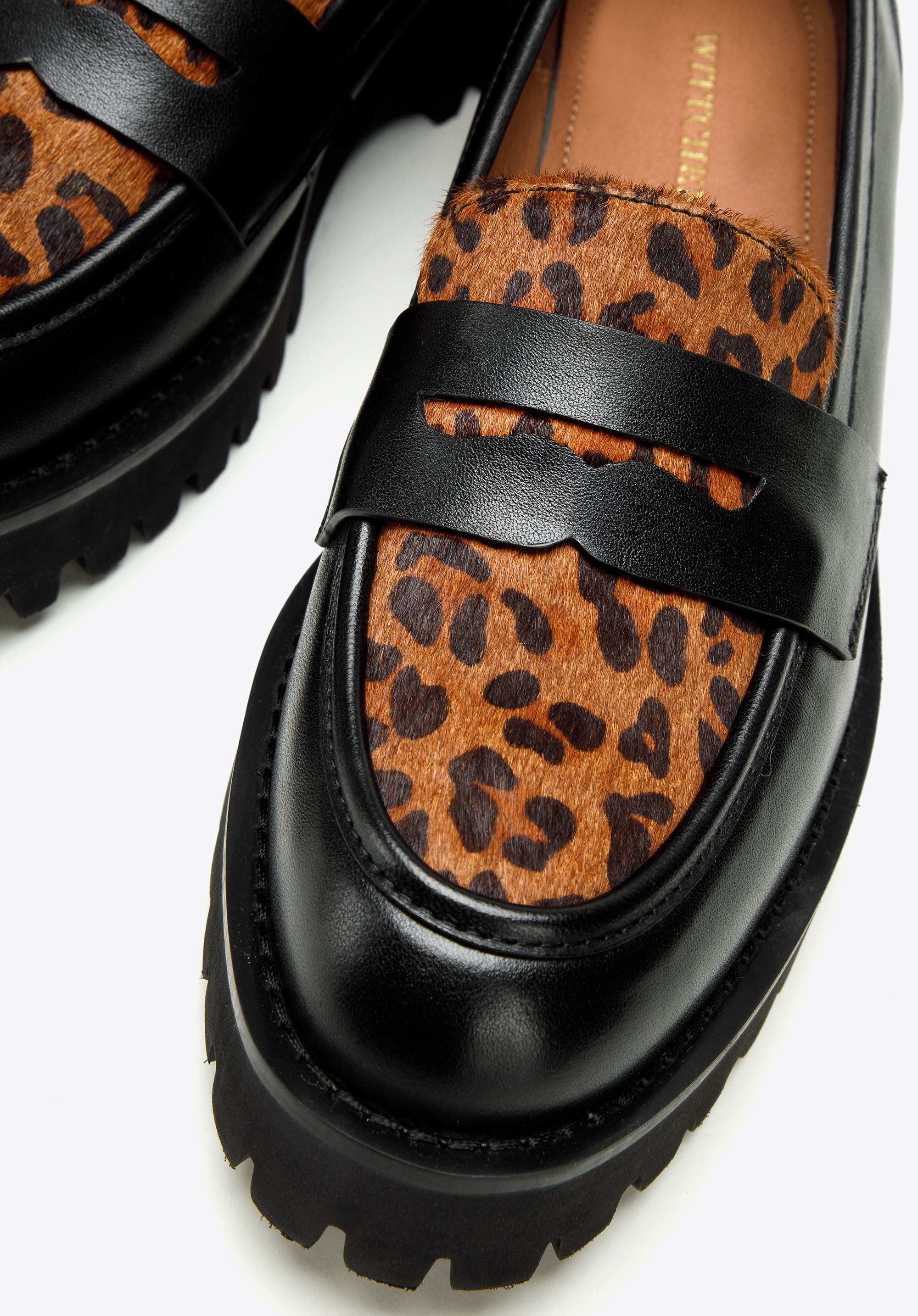 Animal print 2024 leather loafers