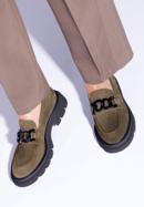 Suede moccasins with chain strap, green, 95-D-105-Z-40, Photo 15