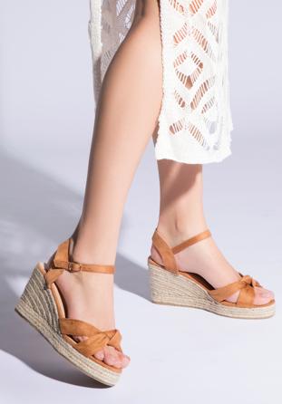 Women's wedge sandals with a decorative knot, , 96-DP-803-5-39, Photo 1