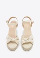 Women's wedge sandals with a decorative knot, beige, 96-DP-803-5-38, Photo 2