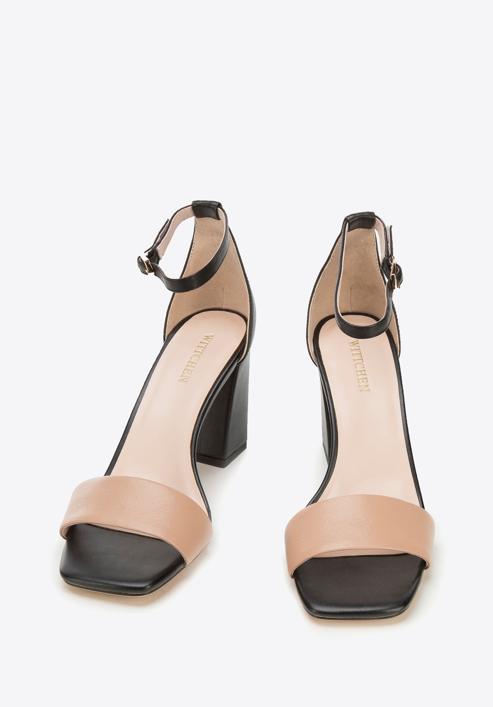 Damskie sandały skórzane dwukolorowe na słupku, czarno-beżowy, 94-D-958-0-36, Zdjęcie 2