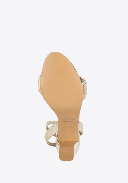 Damskie sandały z marszczonej skóry na słupku, złoty, 94-D-804-9-41, Zdjęcie 6