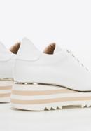 Damskie sneakersy skórzane klasyczne na platformie w pasy, biały, 94-D-114-0-40, Zdjęcie 7