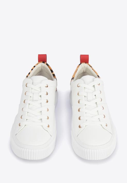 Damskie sneakersy skórzane z wzorem w cętki, biały, 95-D-952-0-38, Zdjęcie 3