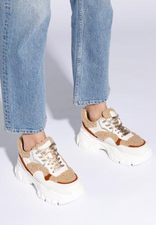 Damskie sneakersy ze sztucznym futrem biało-beżowe