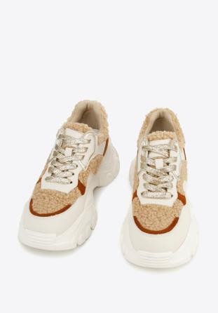 Women's trainers with faux fur detail, white-beige, 96-D-953-9-39, Photo 1