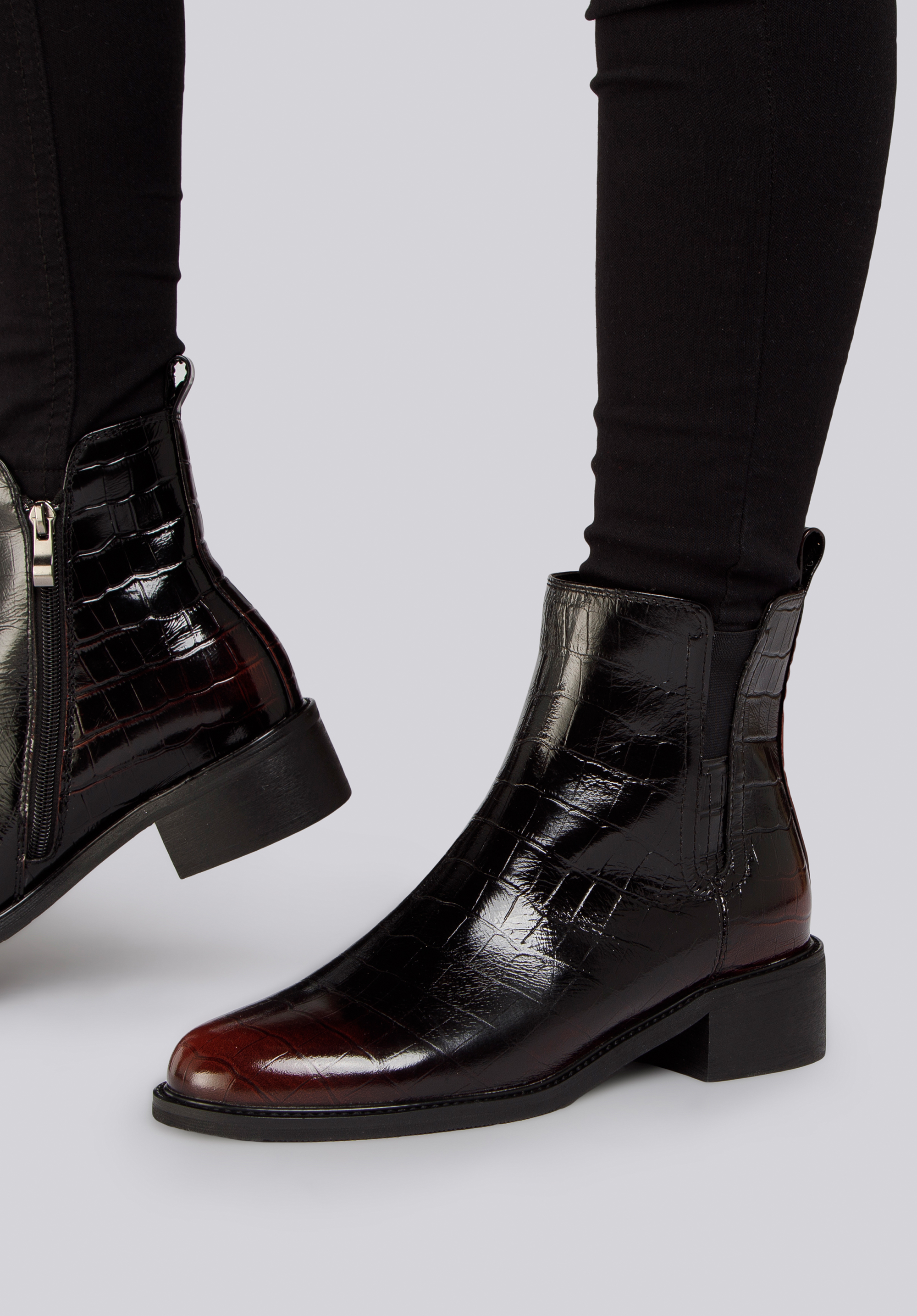 Croc-embossed leather ankle boots, black-burgundy, 93-D-506-3-35, Photo 1