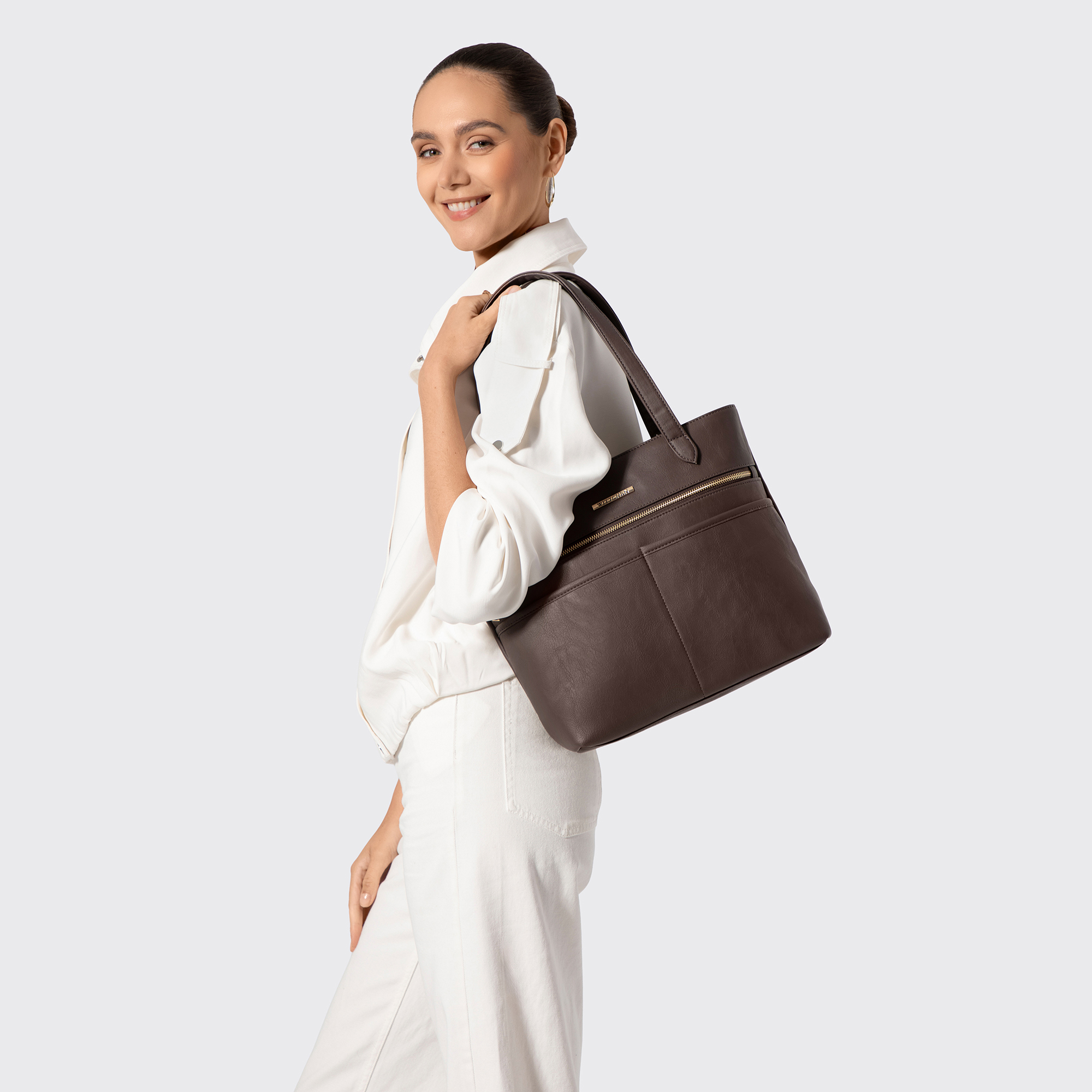 Dámska shopper kabelka z ekologickej kože hnedá 102-4Y-012-4, Vyberte variant tmavohnedá