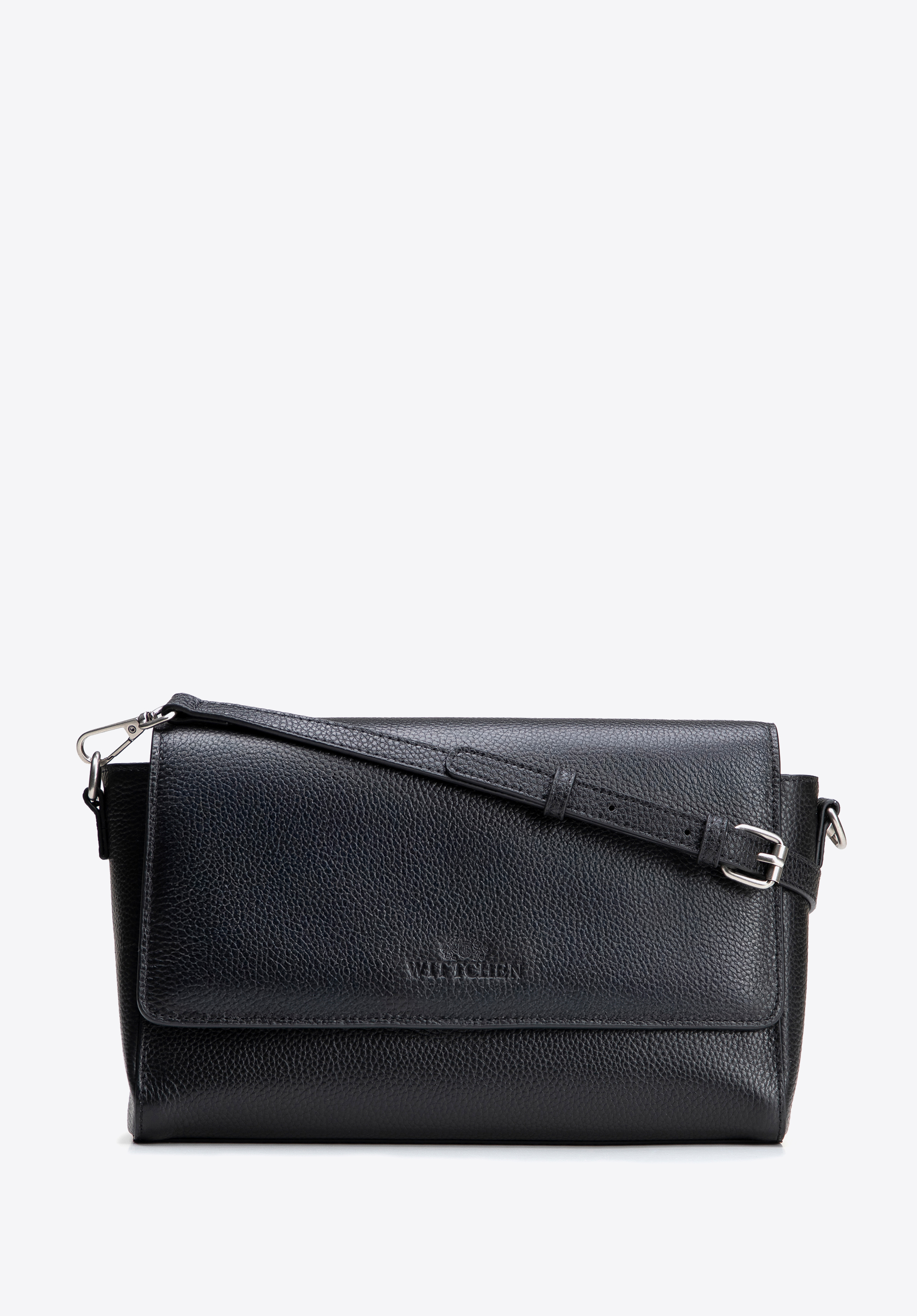 Elegant leather flap bag with logo, black, 102-4E-210-1, Photo 1