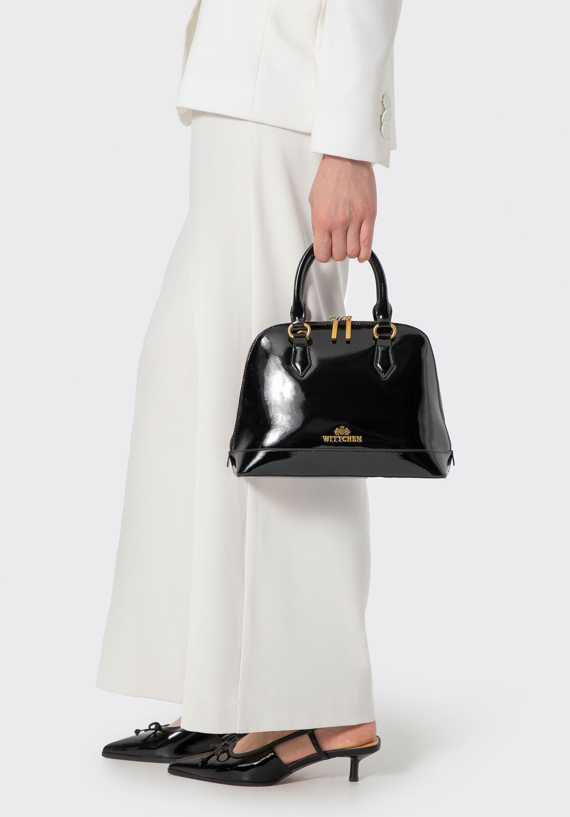 Elegant tote bag in patent leather, black, 102-4E-201-1, Photo 1
