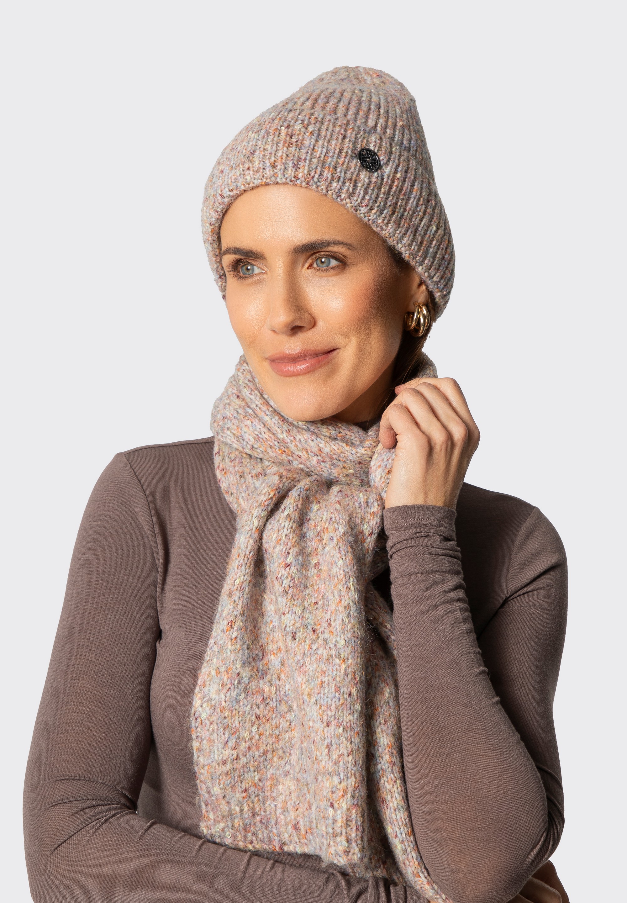 Komplet zimowy damski – czapka i szalik, beżowy, 101-SF-211-X, Zdjęcie 1