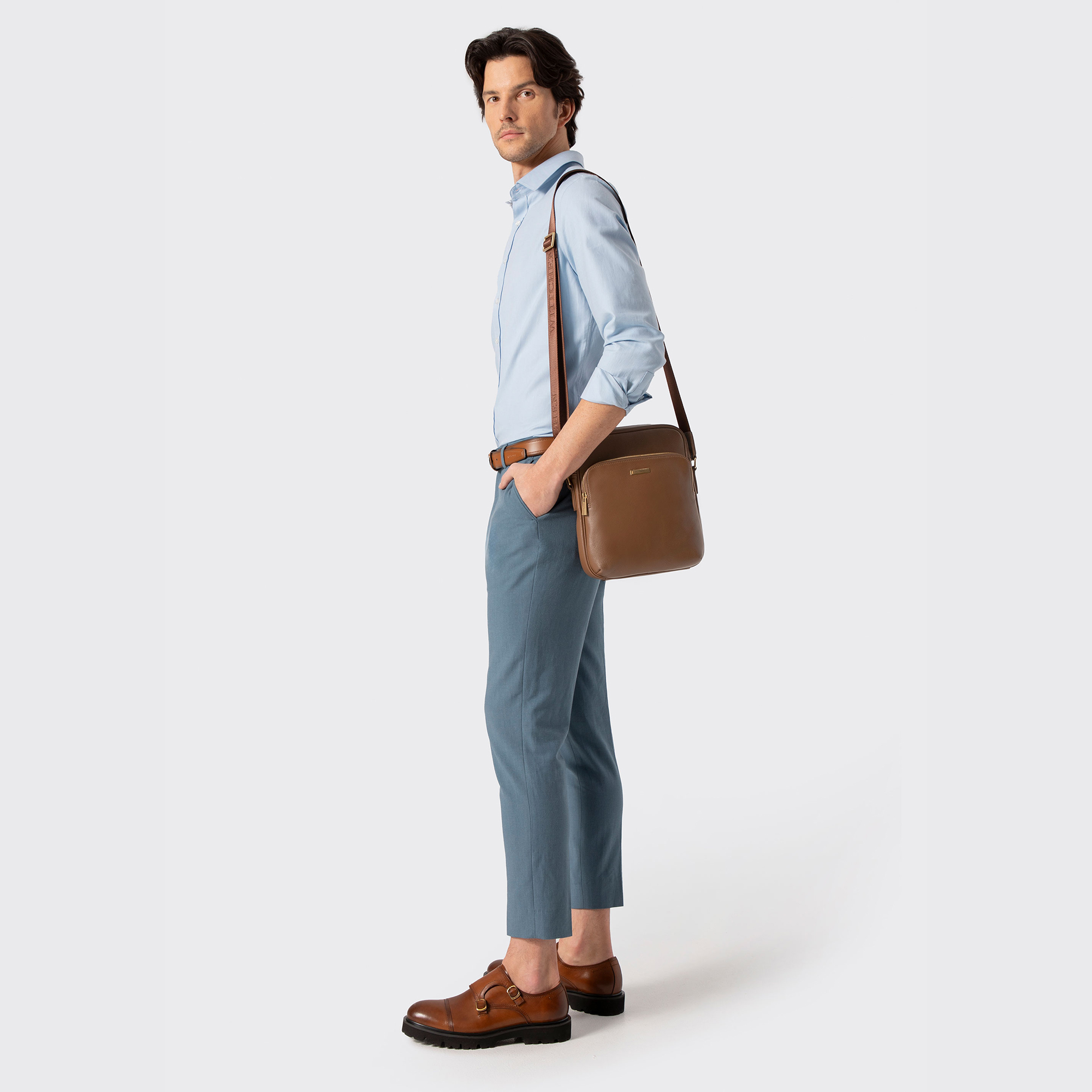 Malá pánska kožená crossbody taška s prídavným vreckom svetlohnedá 102-4U-603-5, Vyberte variant svetlohnedá