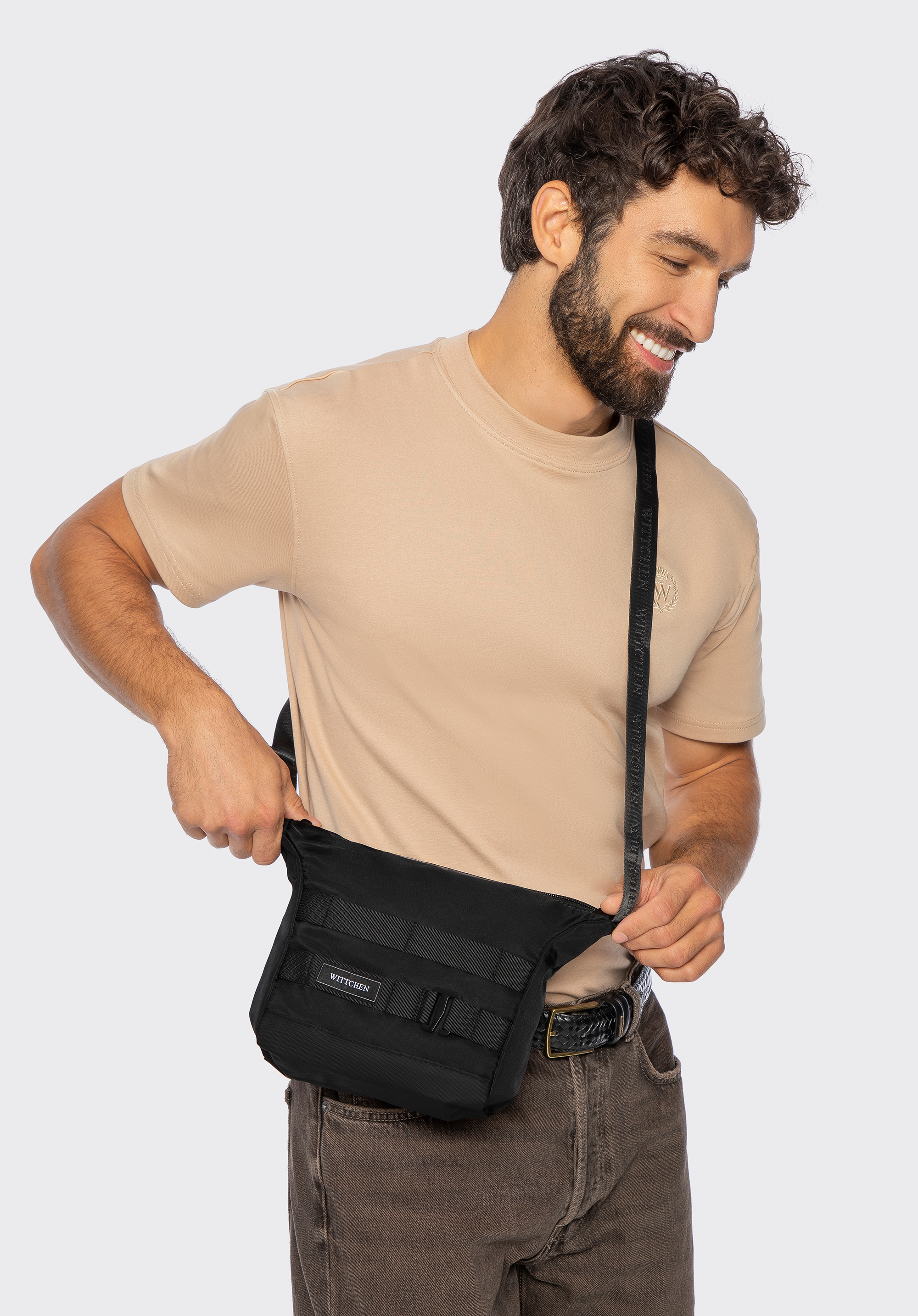Men's small messenger bag, black, 56-3S-803-10, Photo 1