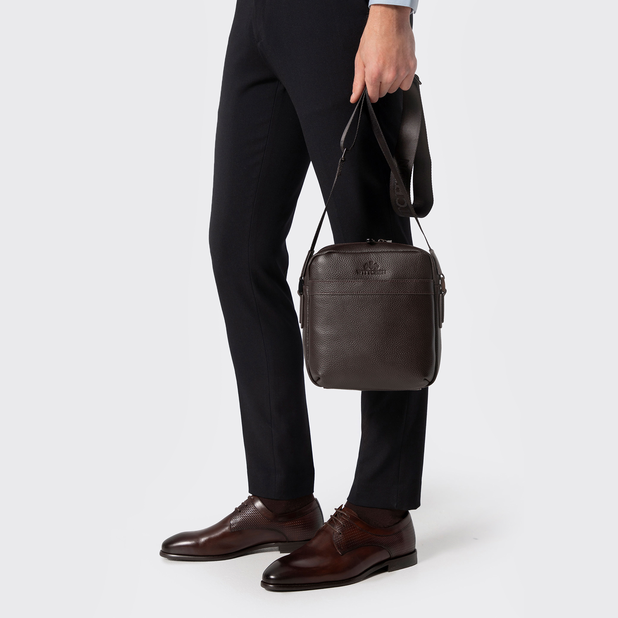 Pánska kožená crossbody taška so zrnitou textúrou hnedá 29-4U-307-4, Vyberte variant hnedá