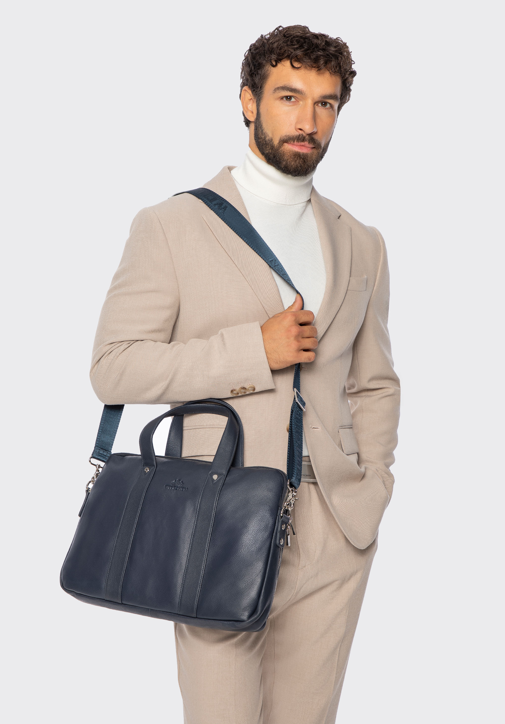 Męska torba na laptopa 15,6” skórzana z pionowymi paskami, granatowy, 95-3U-037-NH, Zdjęcie 1