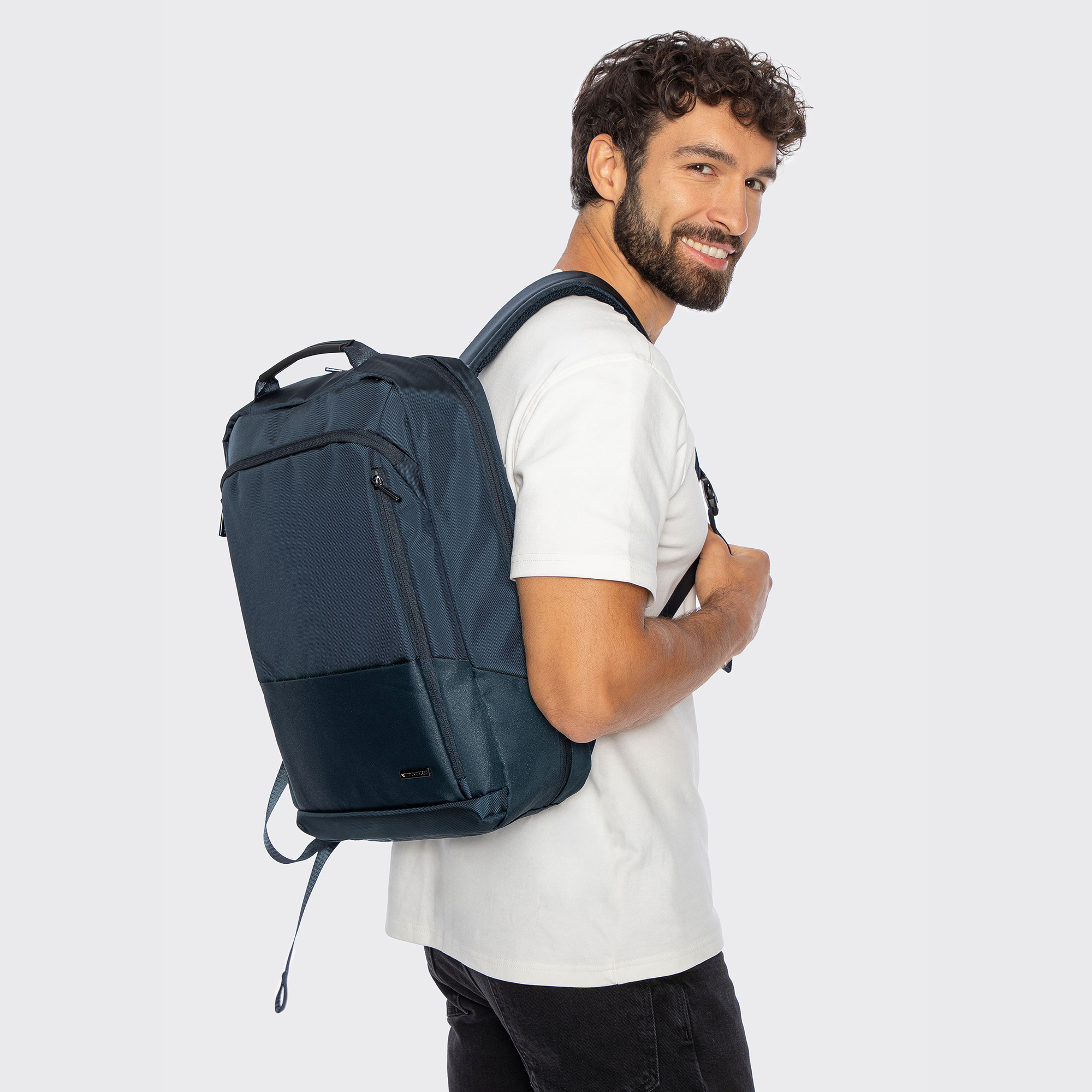 Pánsky ruksak na notebook 15,6” do lietadla, Vyberte variant granatová