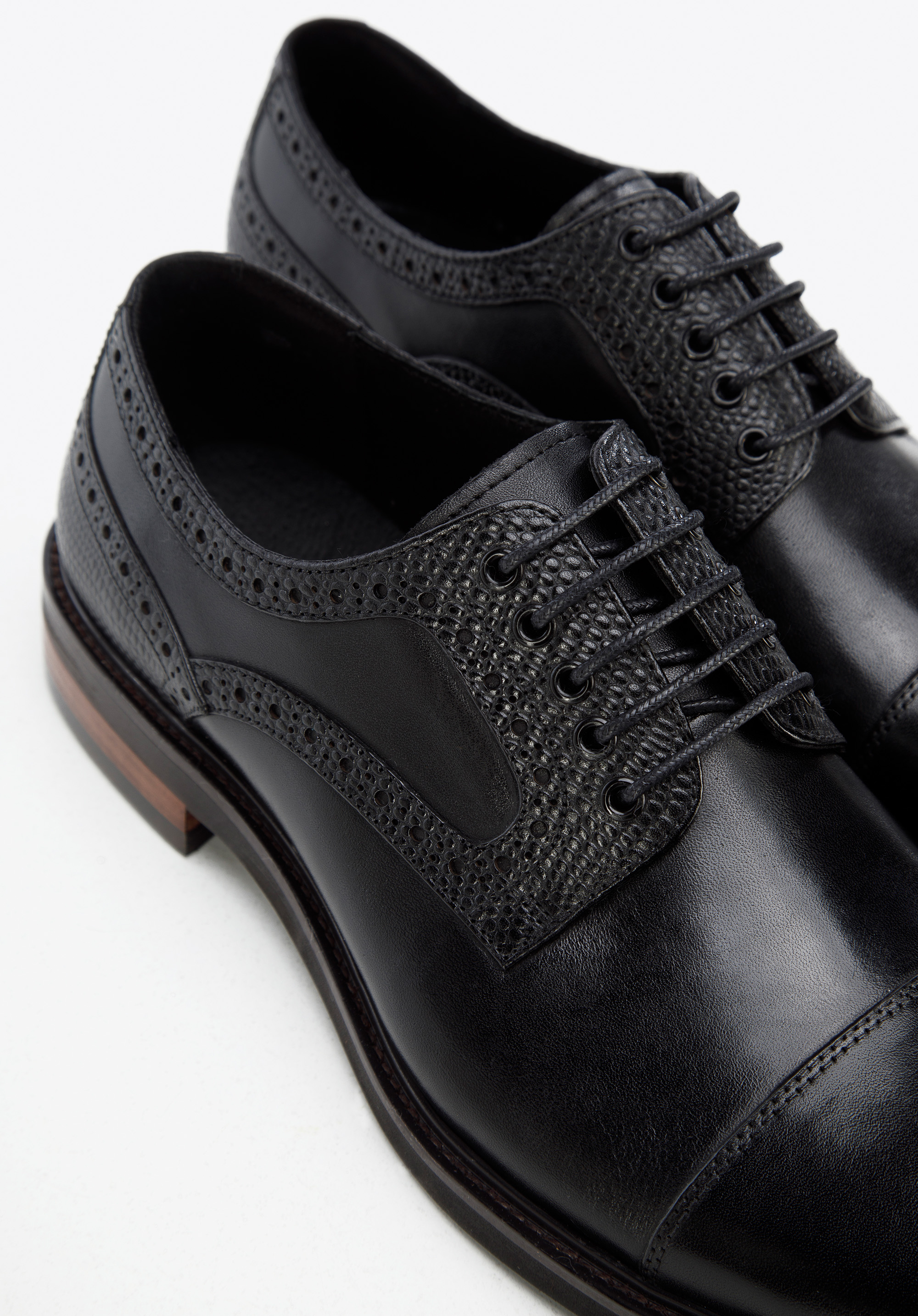 Watson casual cap toe hot sale derby