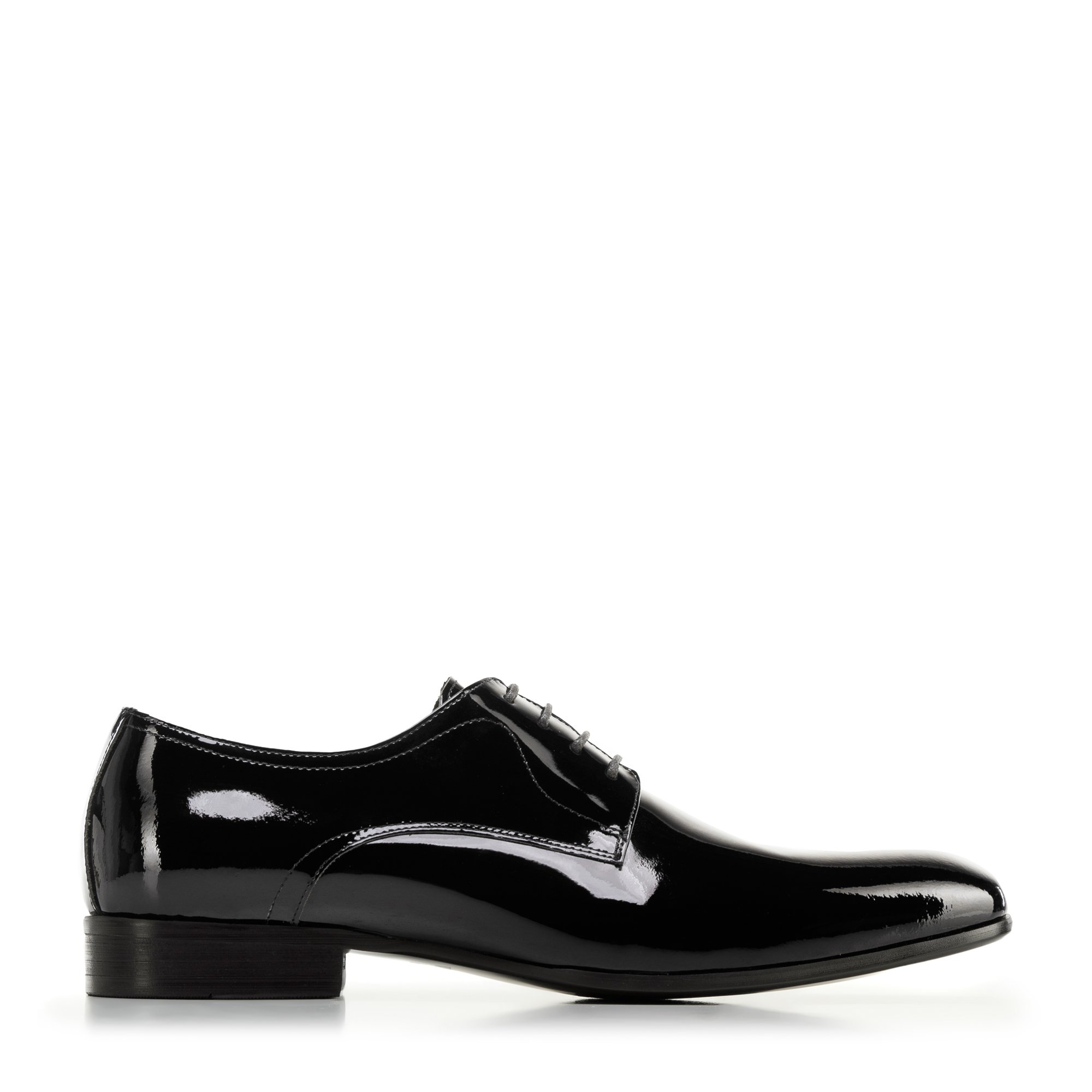 E-shop Čierne topánky z lakovanej kože Wittchen 96-M-502-1