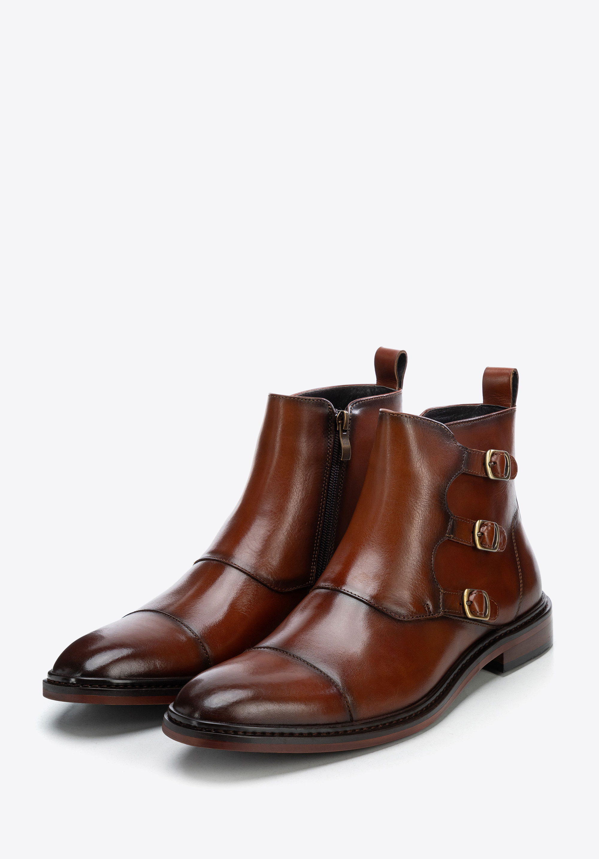 Men's leather boots with decorative buckles and zip, light brown, 103-M-500-5-43, Photo 1