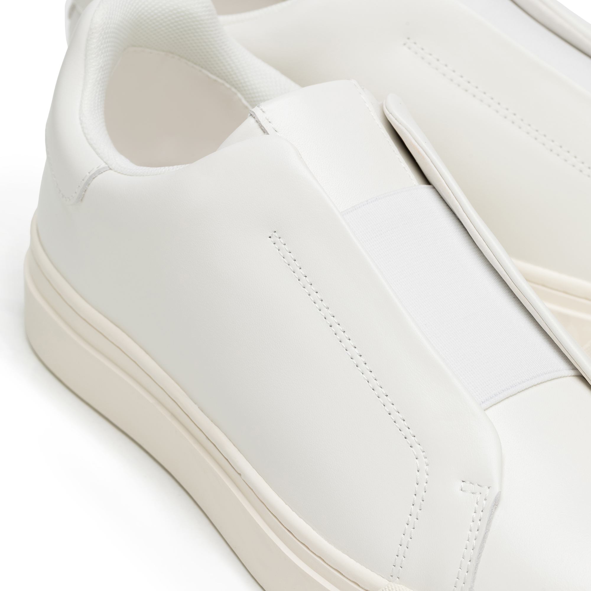 Pánske nazúvacie kožené sneakersy krémovo-biele 101-M-512-0, Vyberte variant lomená biela, Vyberte veľkosť 39