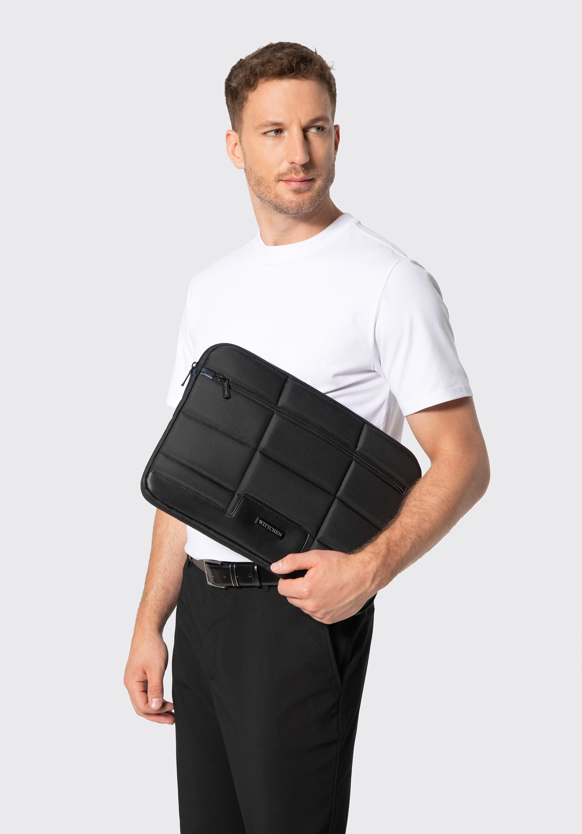 Pikowane etui na laptopa 15,6”, czarny, 102-3P-101-1D, Zdjęcie 1