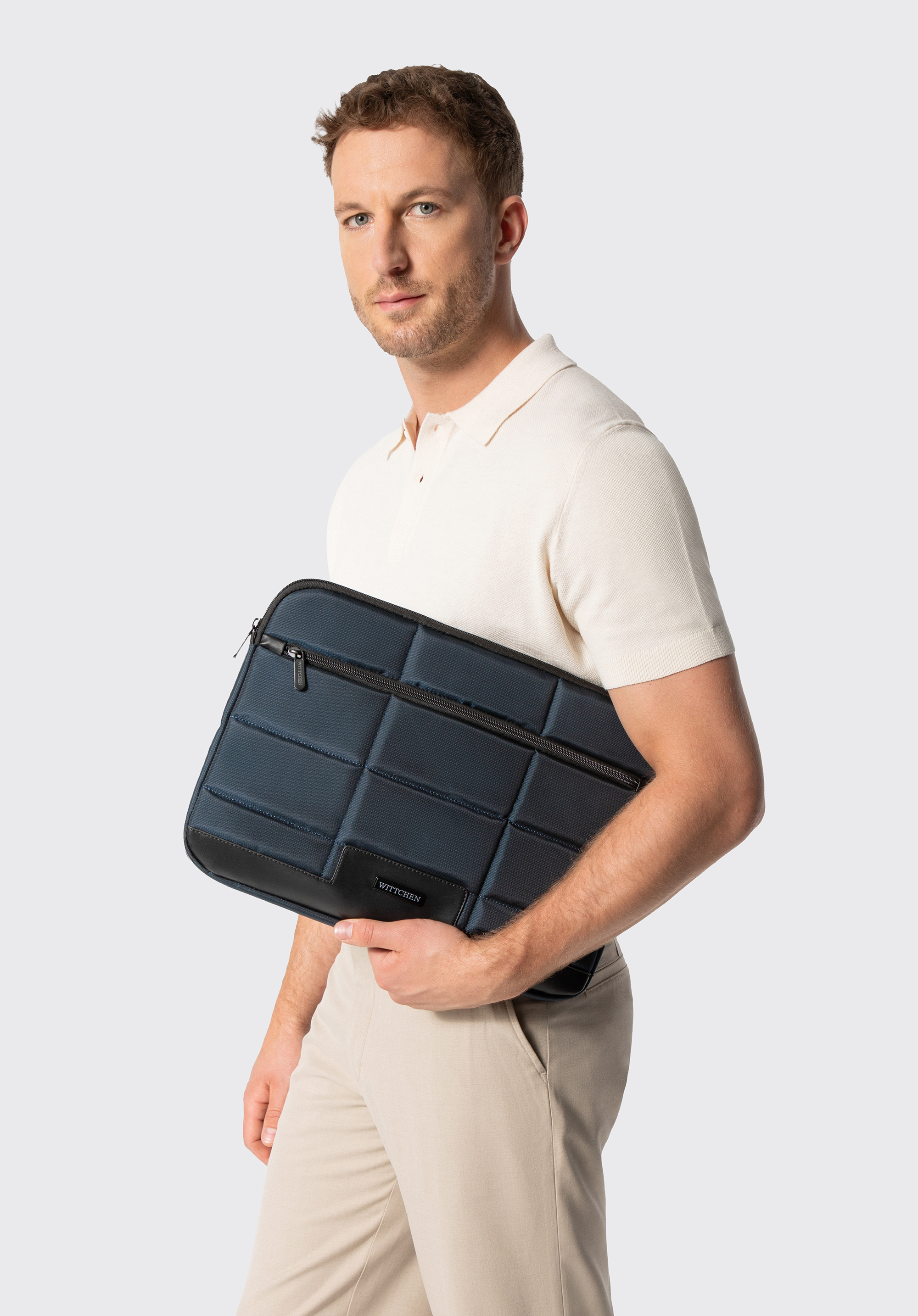 Pikowane etui na laptopa 15,6”, granatowo-czarny, 102-3P-101-7D, Zdjęcie 1