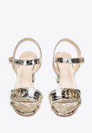 Leather block heel sandals with gold-tone buckle, gold, 94-D-109-0-38, Photo 3