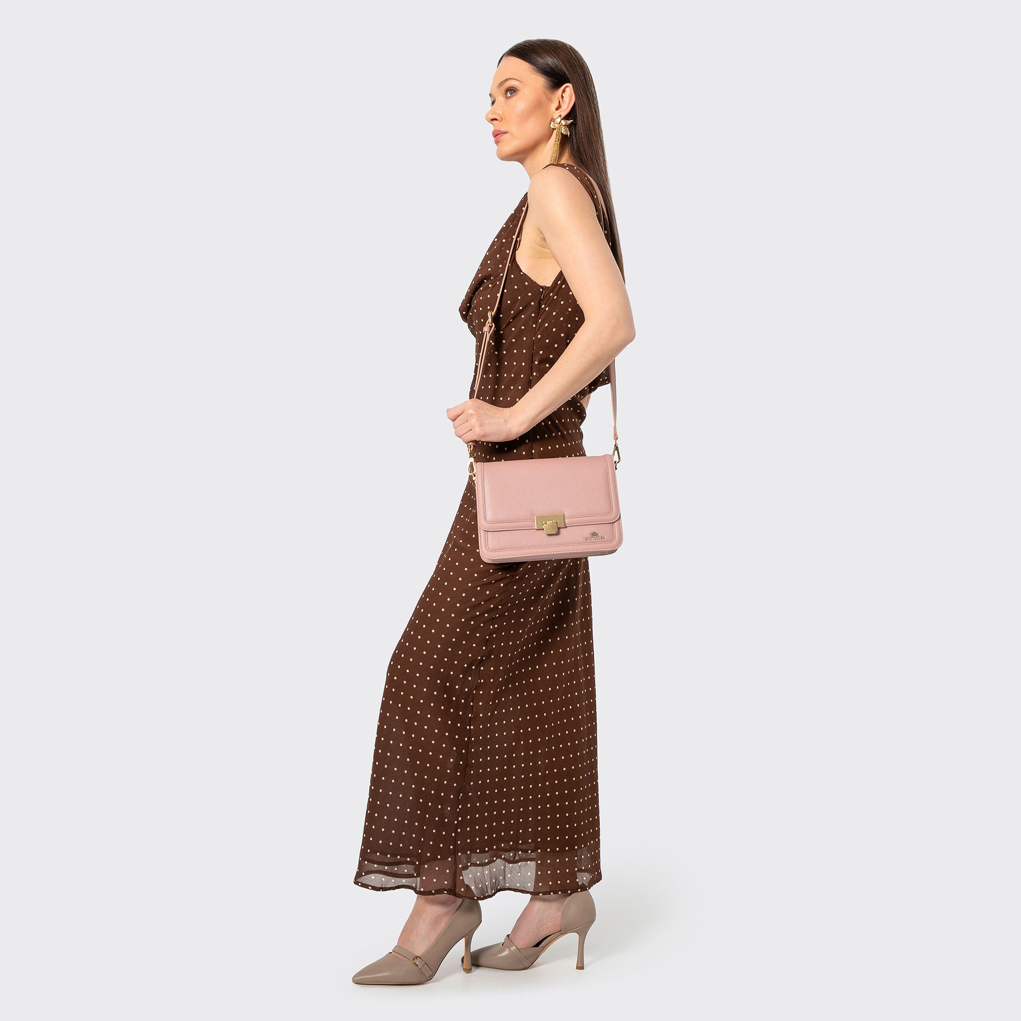 Ružová crossbody kabelka z prírodnej kože s retiazkou 100-4E-206-P, Vyberte variant ružová