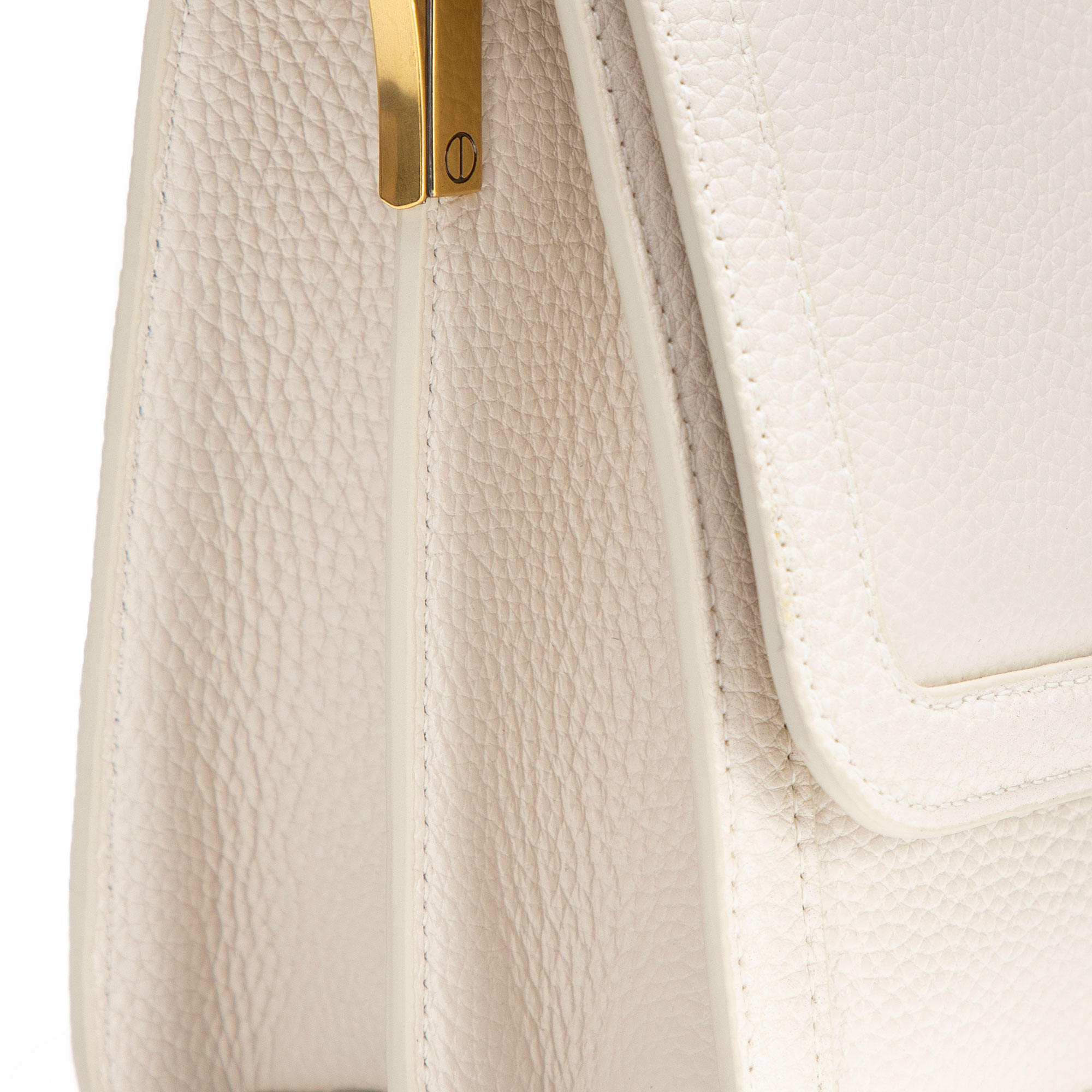 Krémová dámska crossbody kabelka Wittchen z prírodnej kože s retiazkovým detailom, Vyberte variant krémová