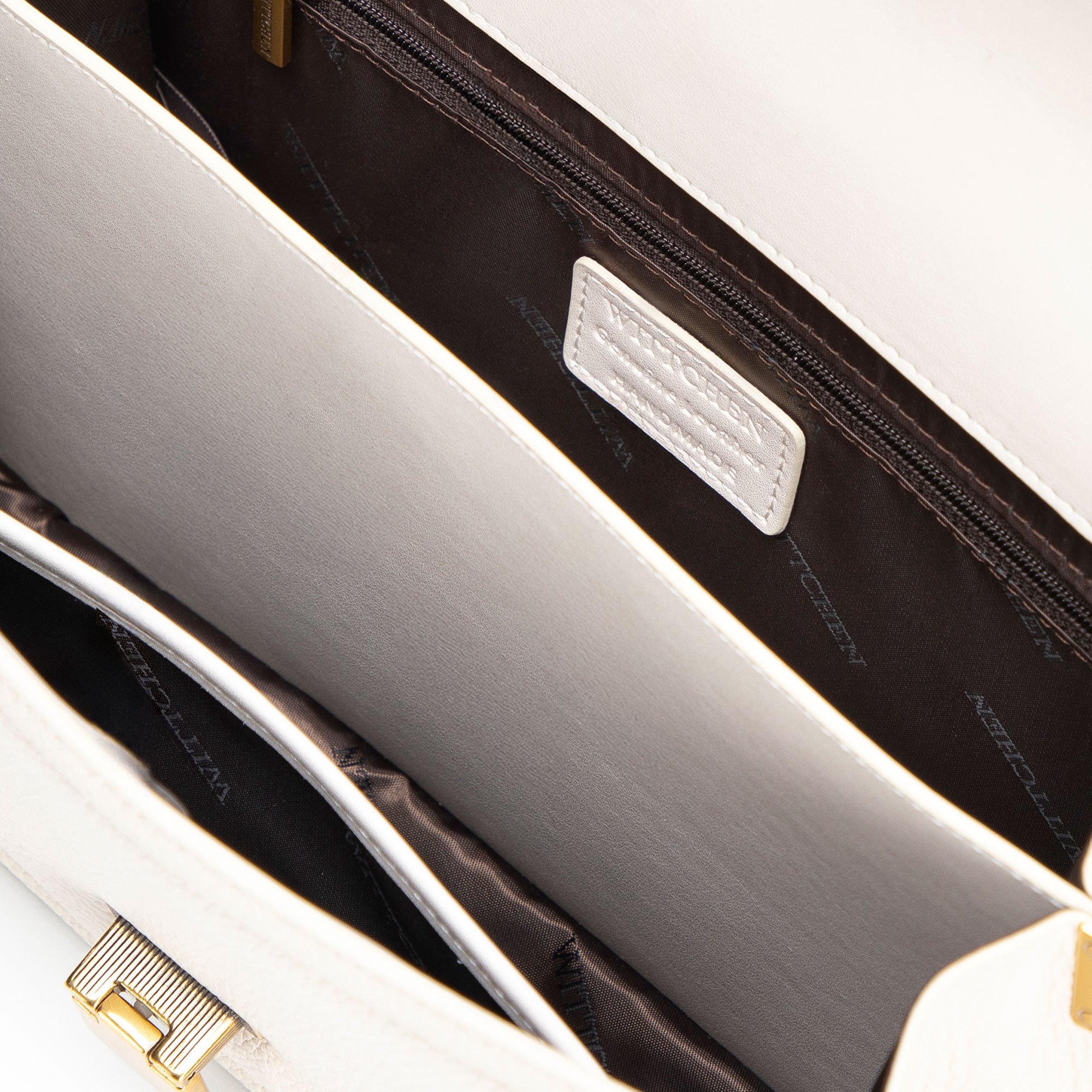 Krémová dámska crossbody kabelka Wittchen z prírodnej kože s retiazkovým detailom, Vyberte variant krémová