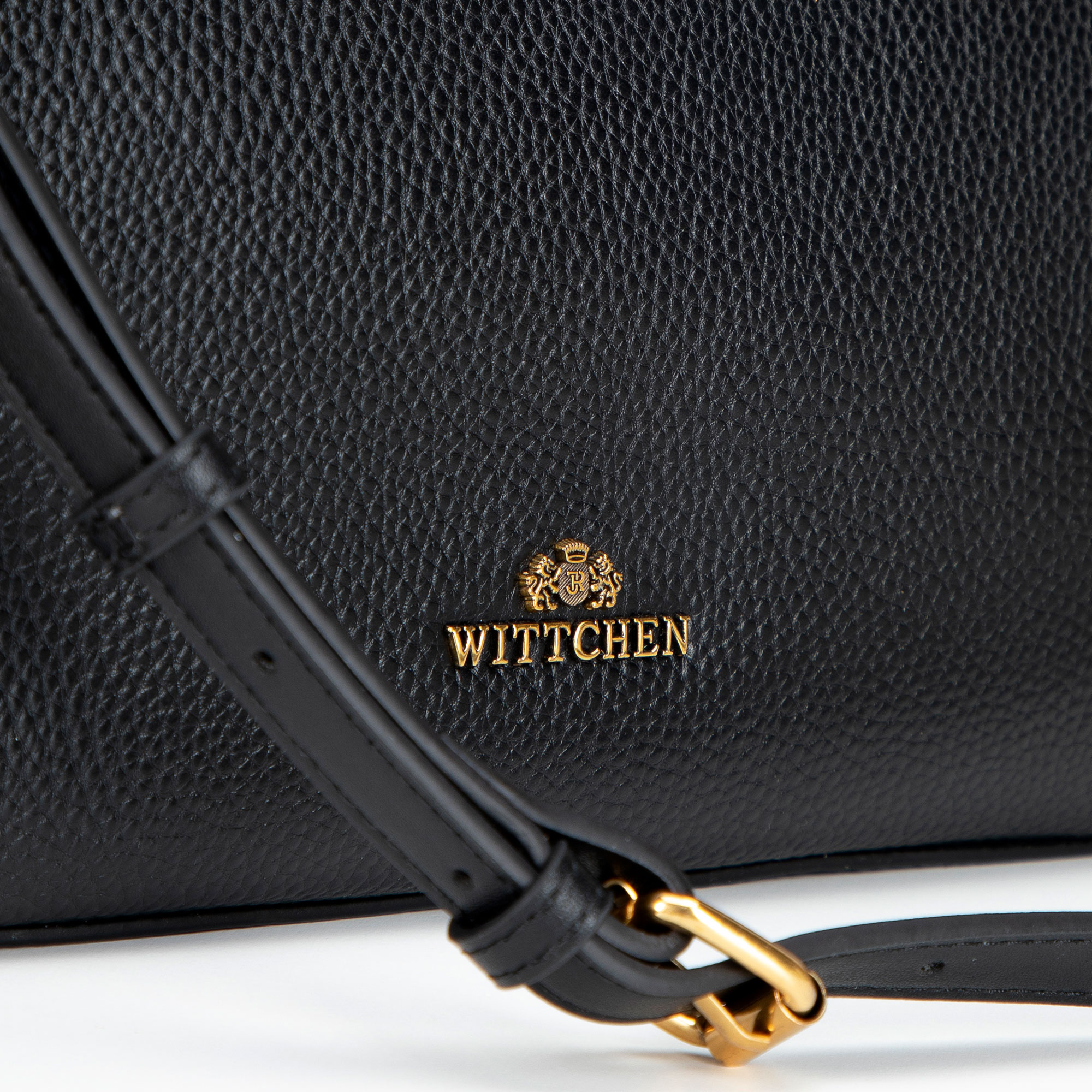 Čierna dámska crossbody kabelka Wittchen z prírodnej kože s čistým dizajnom, Vyberte variant čierna