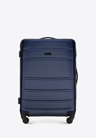 Medium suitcase