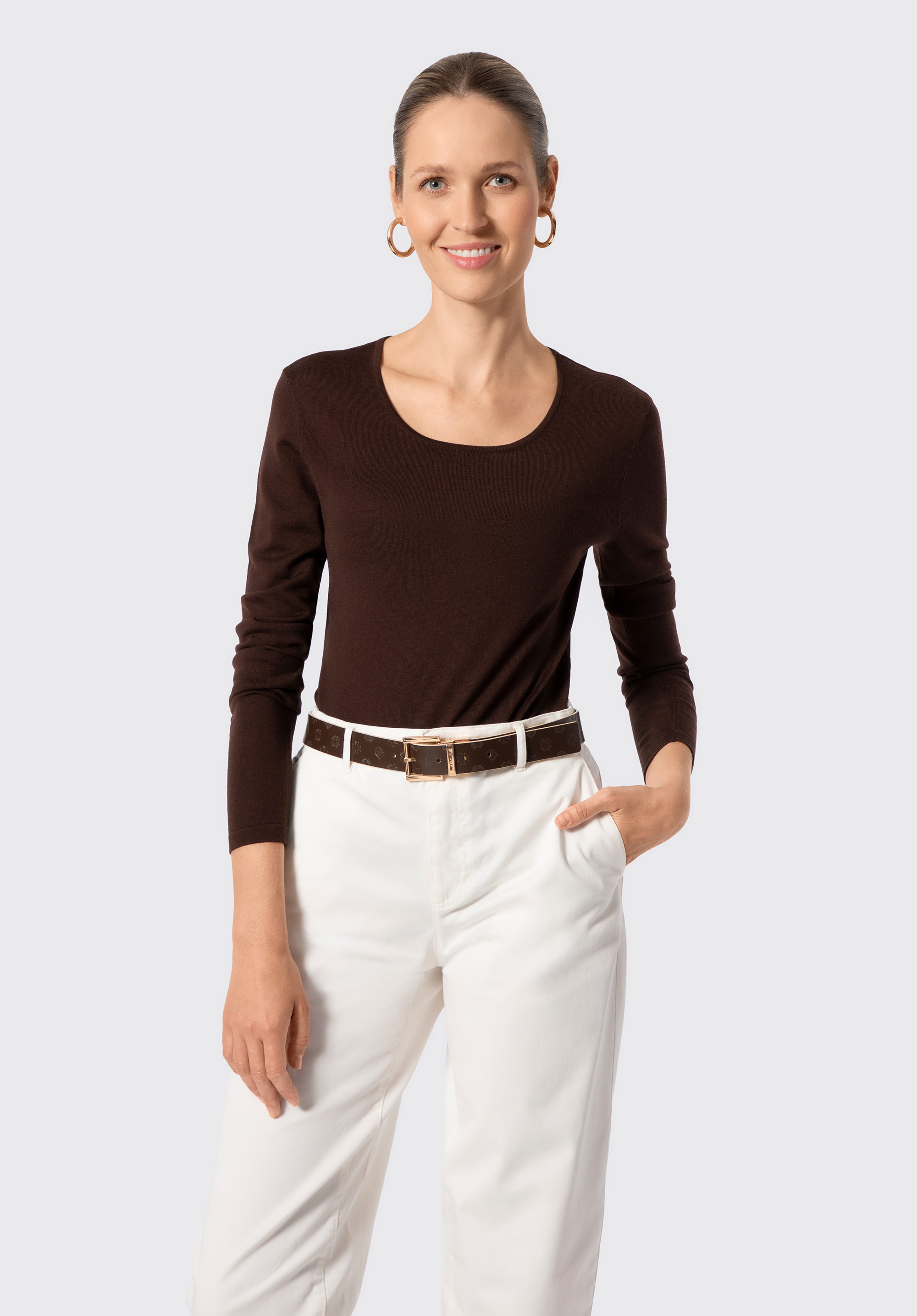 Sweter damski z wełny merino z okrągłym dekoltem, ciemny brąz, 29-99-302-4-M, Zdjęcie 1