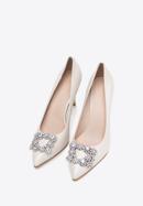 Leather stiletto heel shoes with sparkling buckle, cream, 98-D-950-P-40, Photo 2