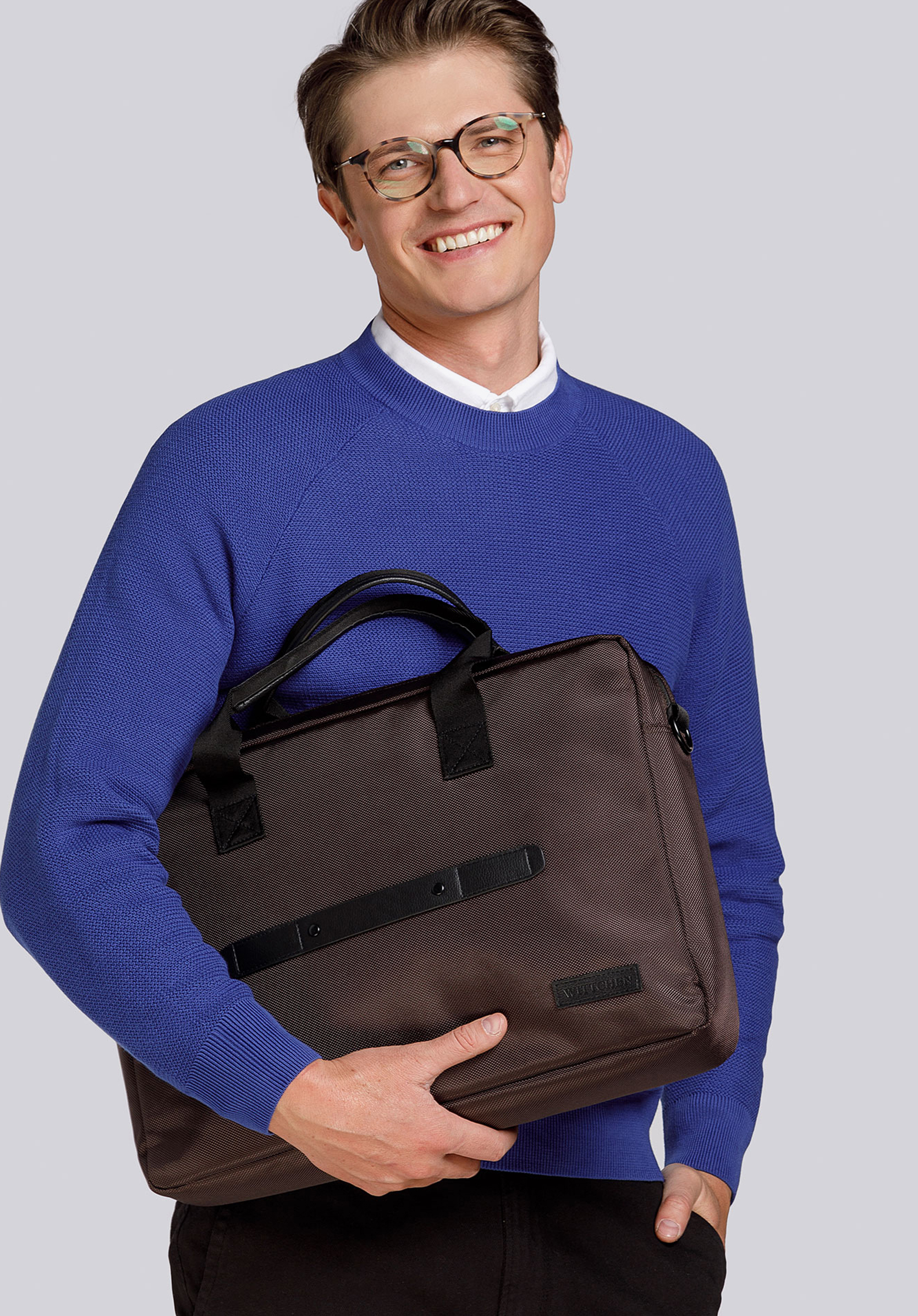 Front strap large laptop bag 17", brown, 91-3P-701-4, Photo 1
