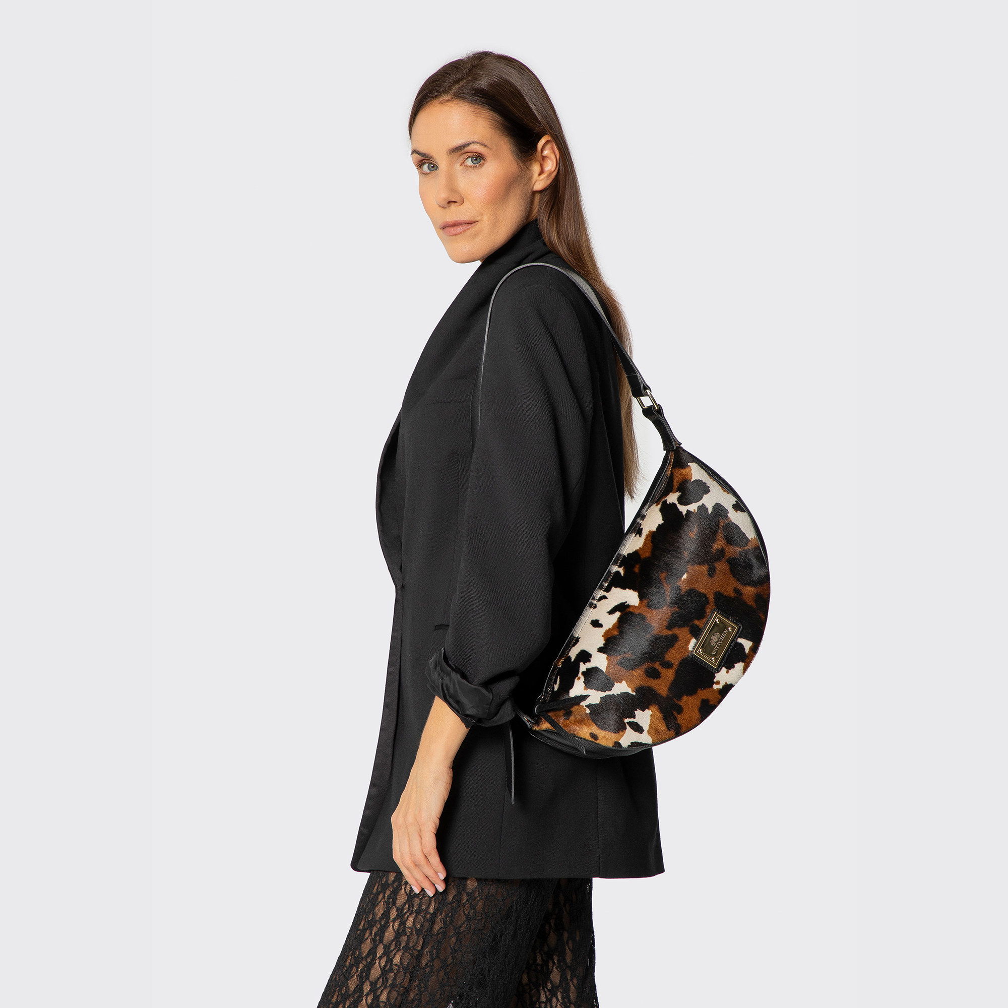Krémová dámska crossbody kabelka Wittchen z prírodnej kože so zvieracím vzorom, Vyberte variant čierna + krémová