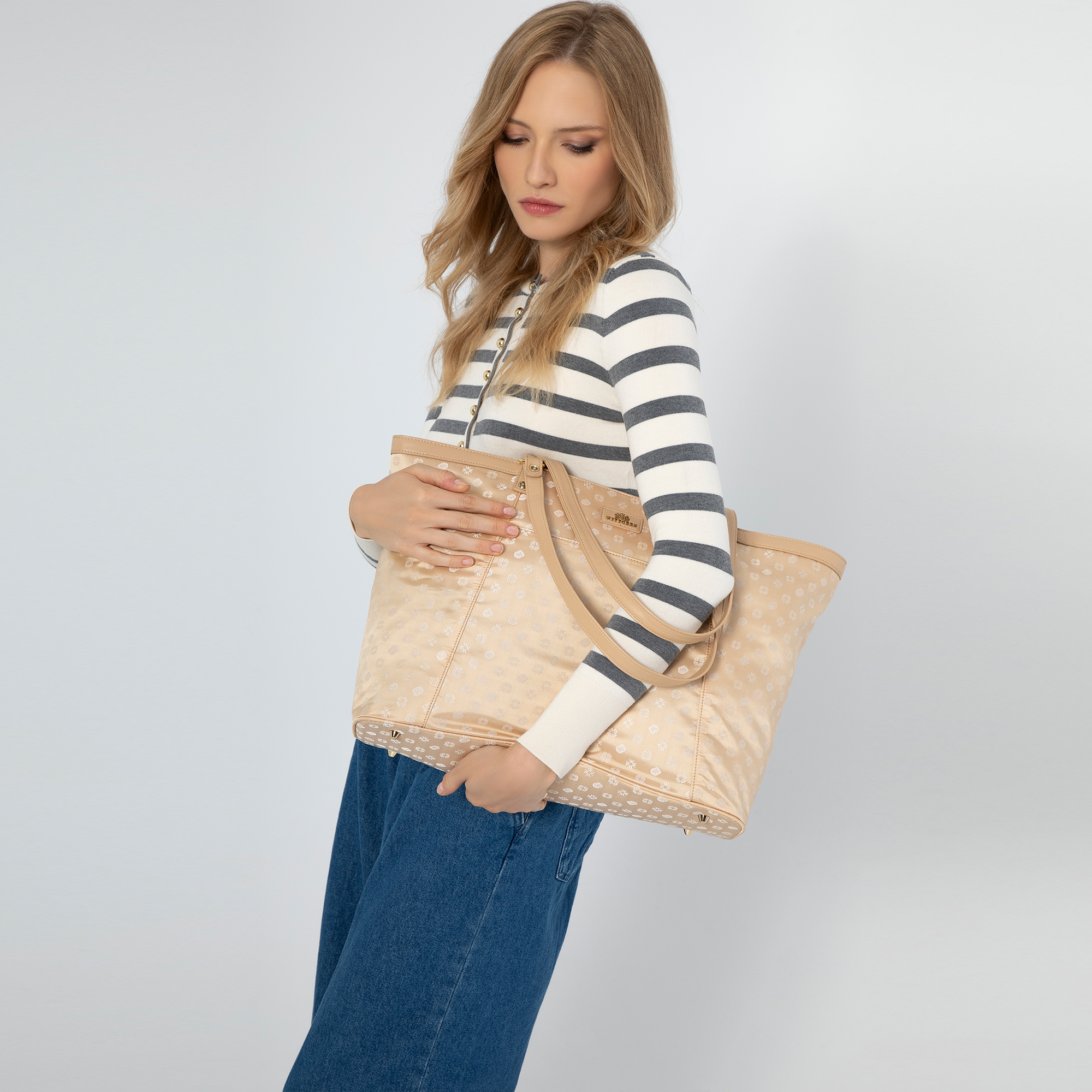 Žakárová shopper kabelka Wittchen s monogramovým vzorom, krémová 98-4E-905-0, Vyberte variant krémová