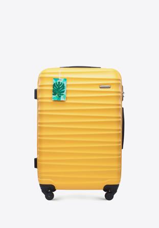 Medium-sized suitcase with luggage tag, yellow, 56-3A-312-50Z, Photo 1